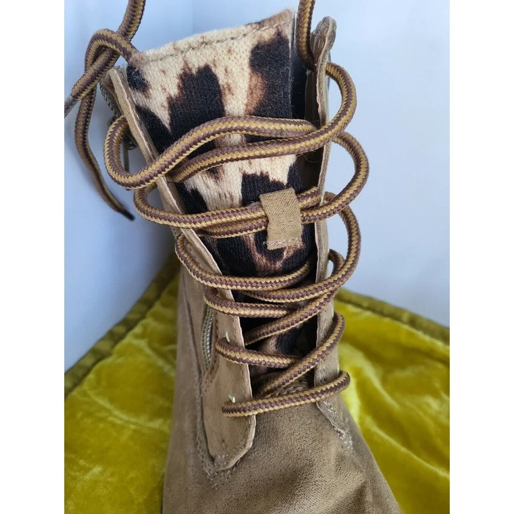 Kohl's Catybee Wheat Girls Combat Boots Leopard Tongue Size‎ 4 Med Side Zip